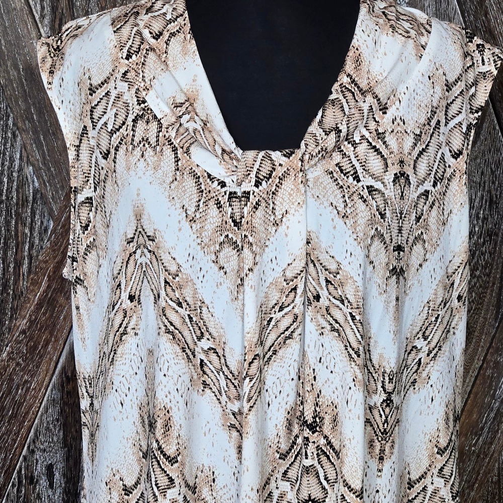 Dana Buchman Womens Snakeskin Print Sleeveless V-Neck Blouse Tan Cream Large - Picture 3 of 7